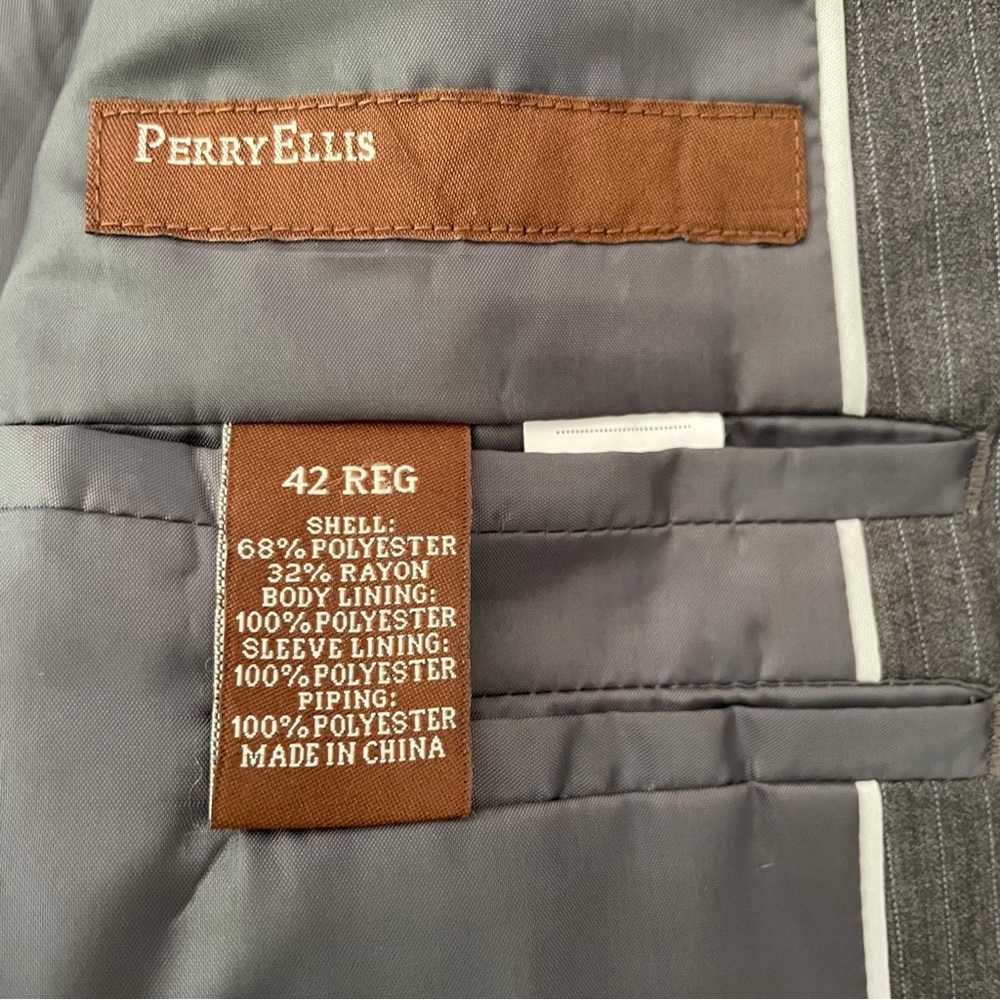 PERRY ELLIS Classic Fit Charcoal Gray Blue Pinstripe Suit 42 Regular 36x30 - Picture 13 of 13